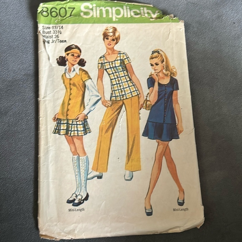 Vintage 1969 Sewing Pattern